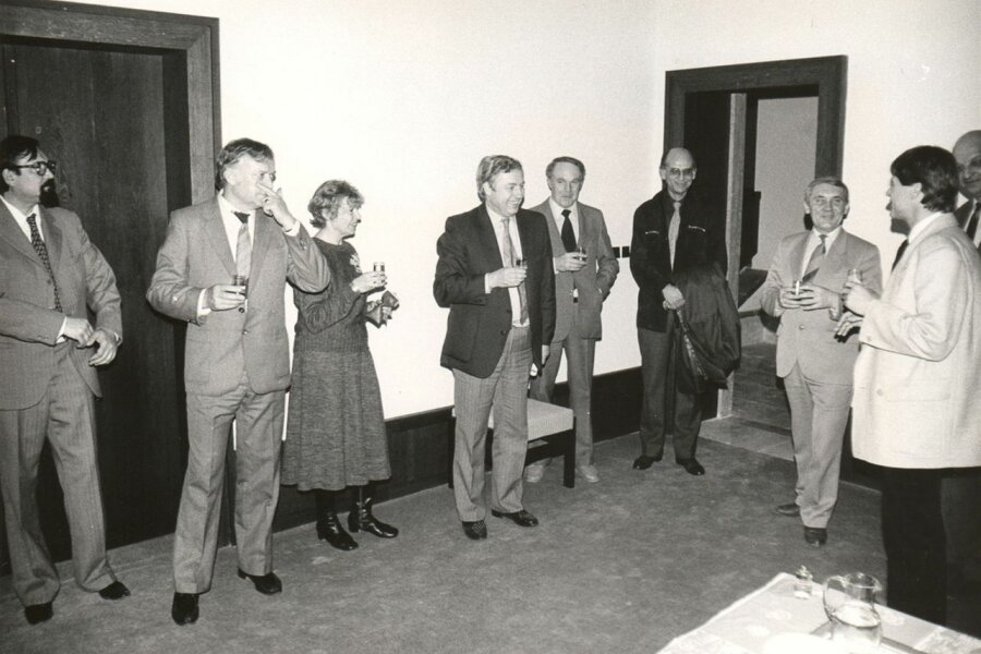 zleva: Karel Moudrý, (?), Nina Dvořáková, (?), Jan Dvořák, (?), Jan Zahradník, Bořek Zeman